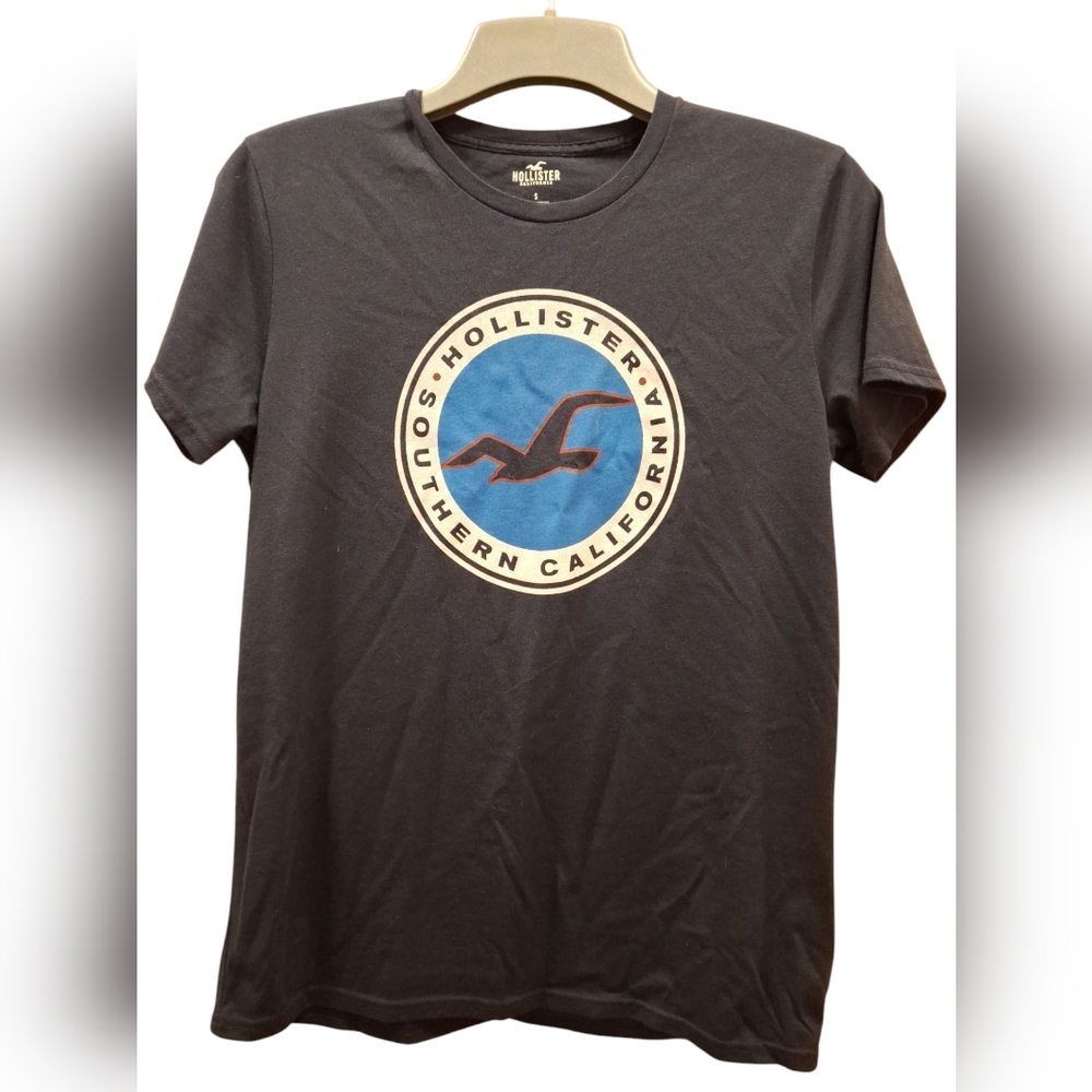Hollister Men's Navy Graphic T-Shirt. Sz. S